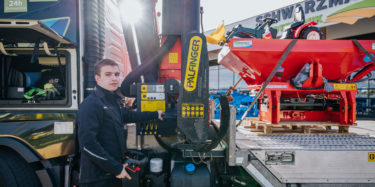 Schwarzmayr LKW Zustellservice Schwarzmayr LKW Zustellservice