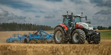 ontour_steyr-lemken Steyr Traktor mit Lemken Gerät